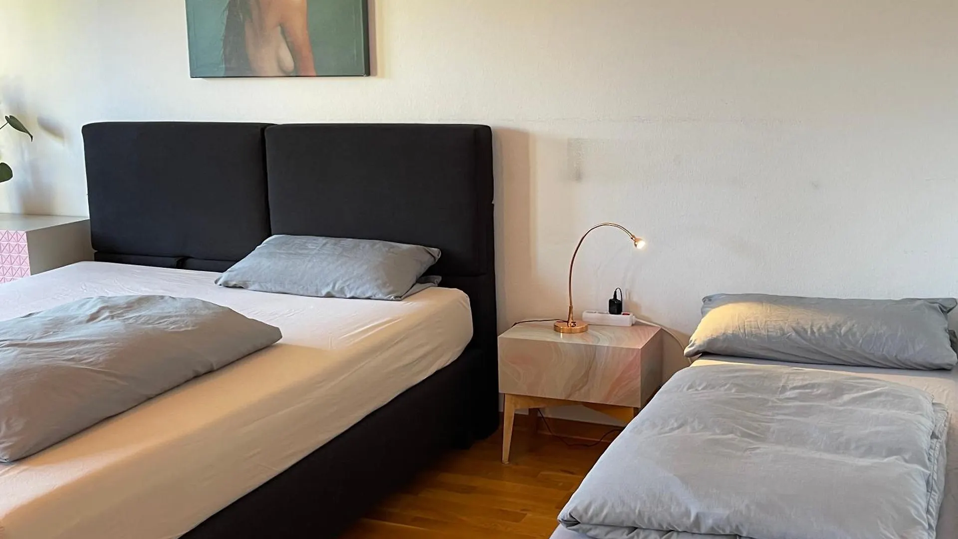 Checkpoint Charlie Apartment Berlin 0*,