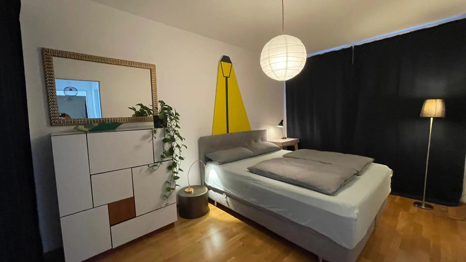 Checkpoint Charlie Apartment Berlín 0*,